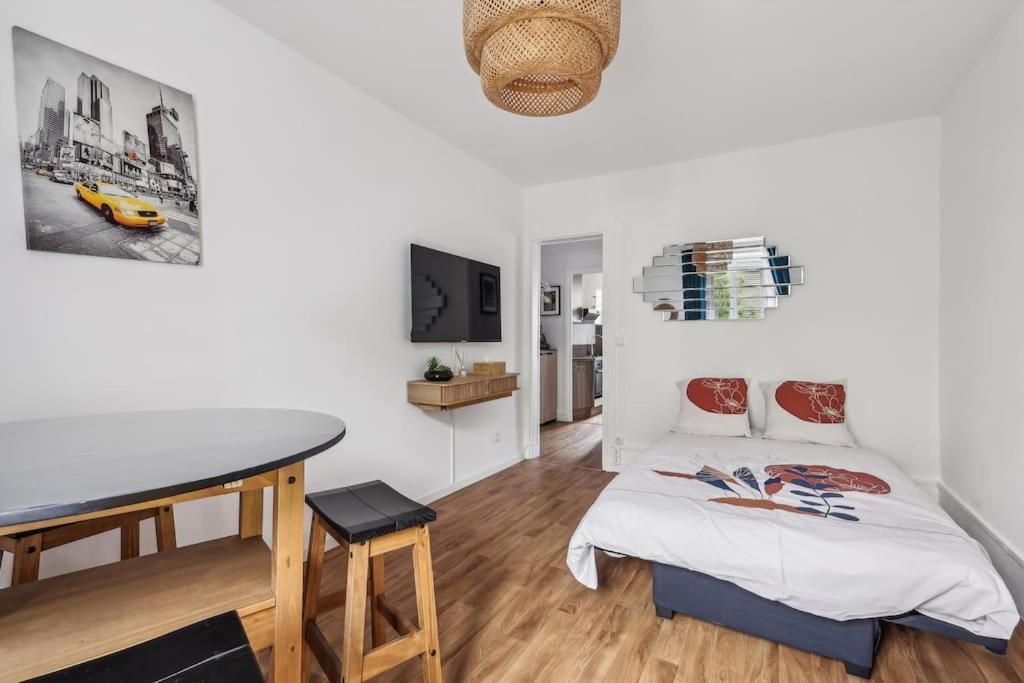 Ferienwohnung Paris Elegant 1Br In Front Of Montparnasse Tower Exterior foto